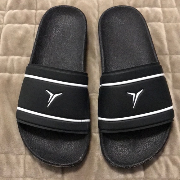 puma flip flops 2018 old navy